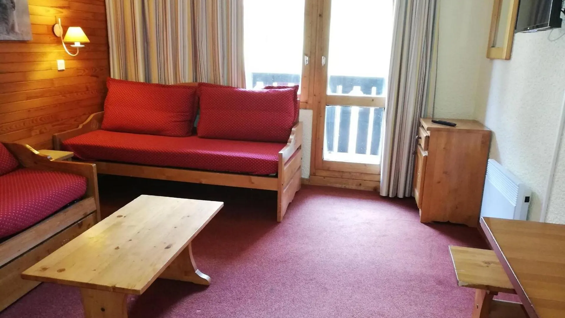 Charmant 2 Pieces, Skis Aux Pieds, Balcon, A 50M Telecabine, Creve Coeur Valmorel - Fr-1-356-356